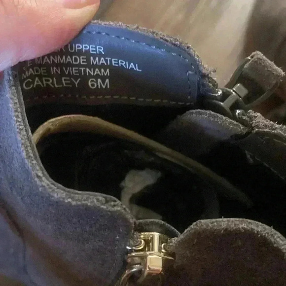 Violet & Red Carley, Grey Leather Suede Ankle Boots, Booties, Women Size 6 - Picture 6 of 7